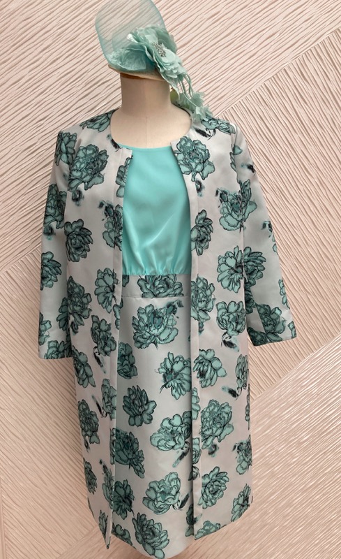 Tailleur robe manteau en brocard T46 en outlet 