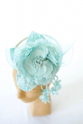 Coiffe de mariage en crin aqua